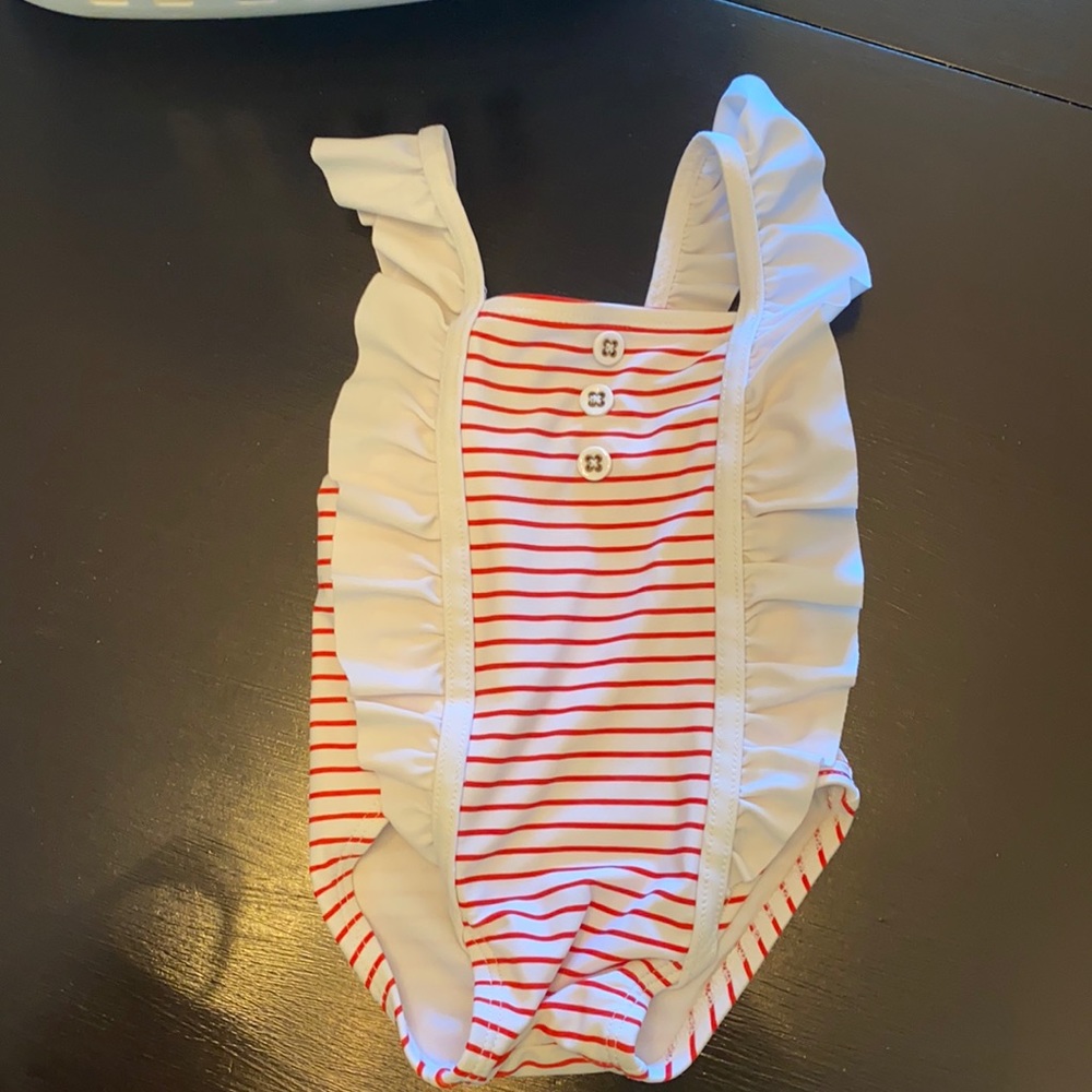 Baby girl’s bathing suit